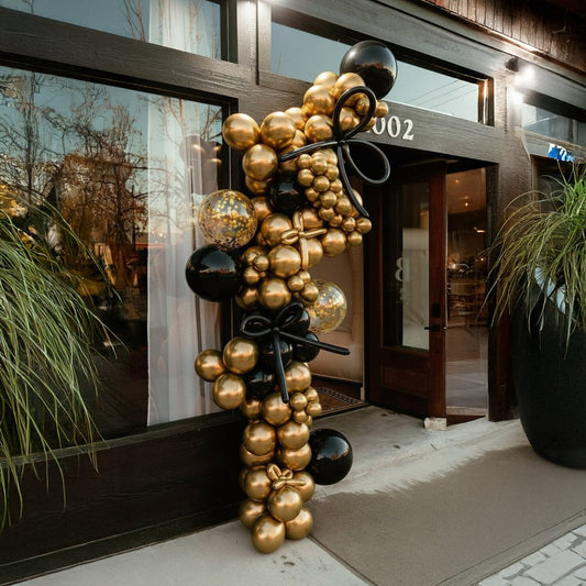 A bold, high-end statement piece that transforms any storefront or event entrance.
Perfect for grand openings, boutiques, celebrations, and VIP events.